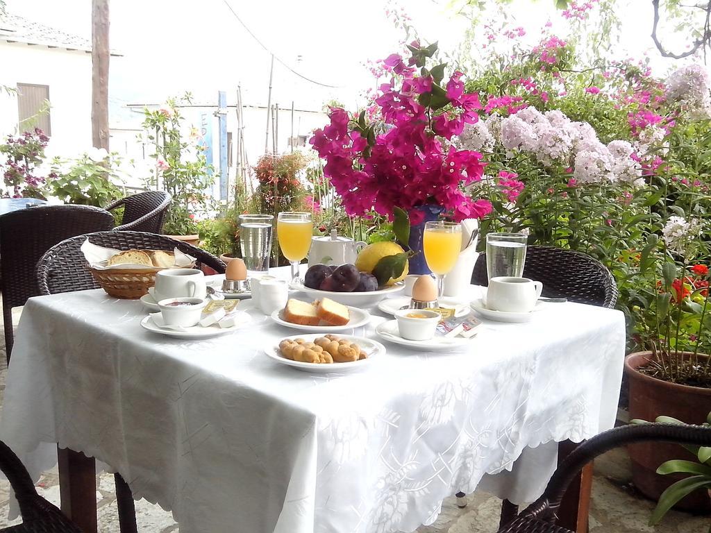 Hotel Erato โคเรฟตอน ภายนอก รูปภาพ
