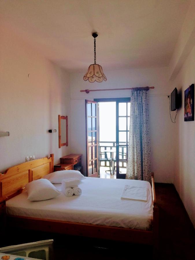 Hotel Erato โคเรฟตอน ภายนอก รูปภาพ