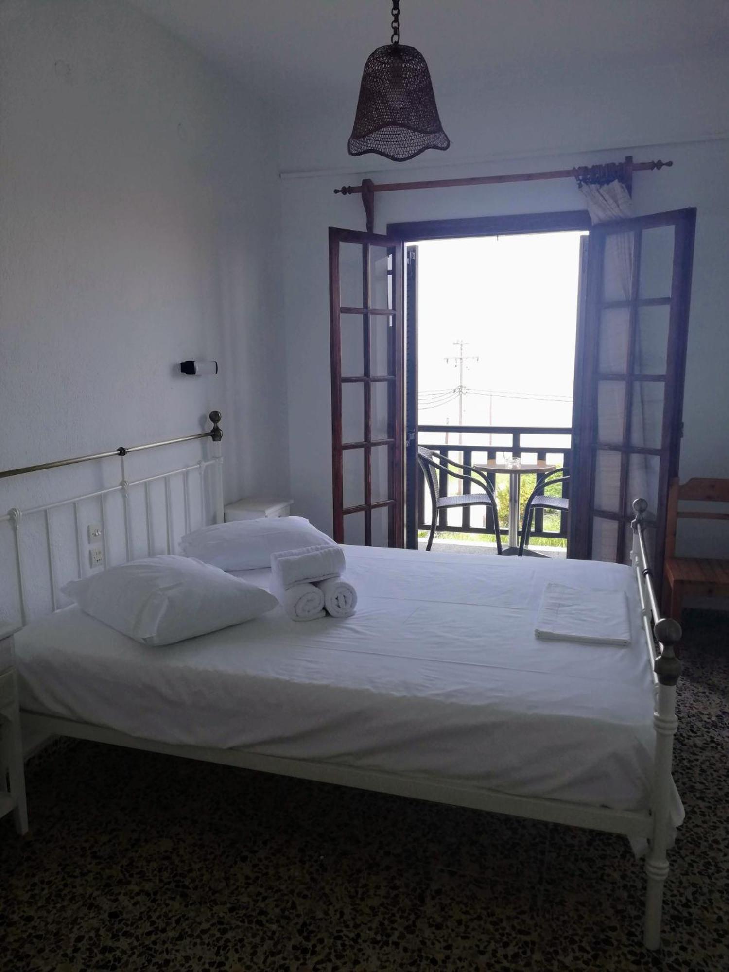 Hotel Erato โคเรฟตอน ภายนอก รูปภาพ