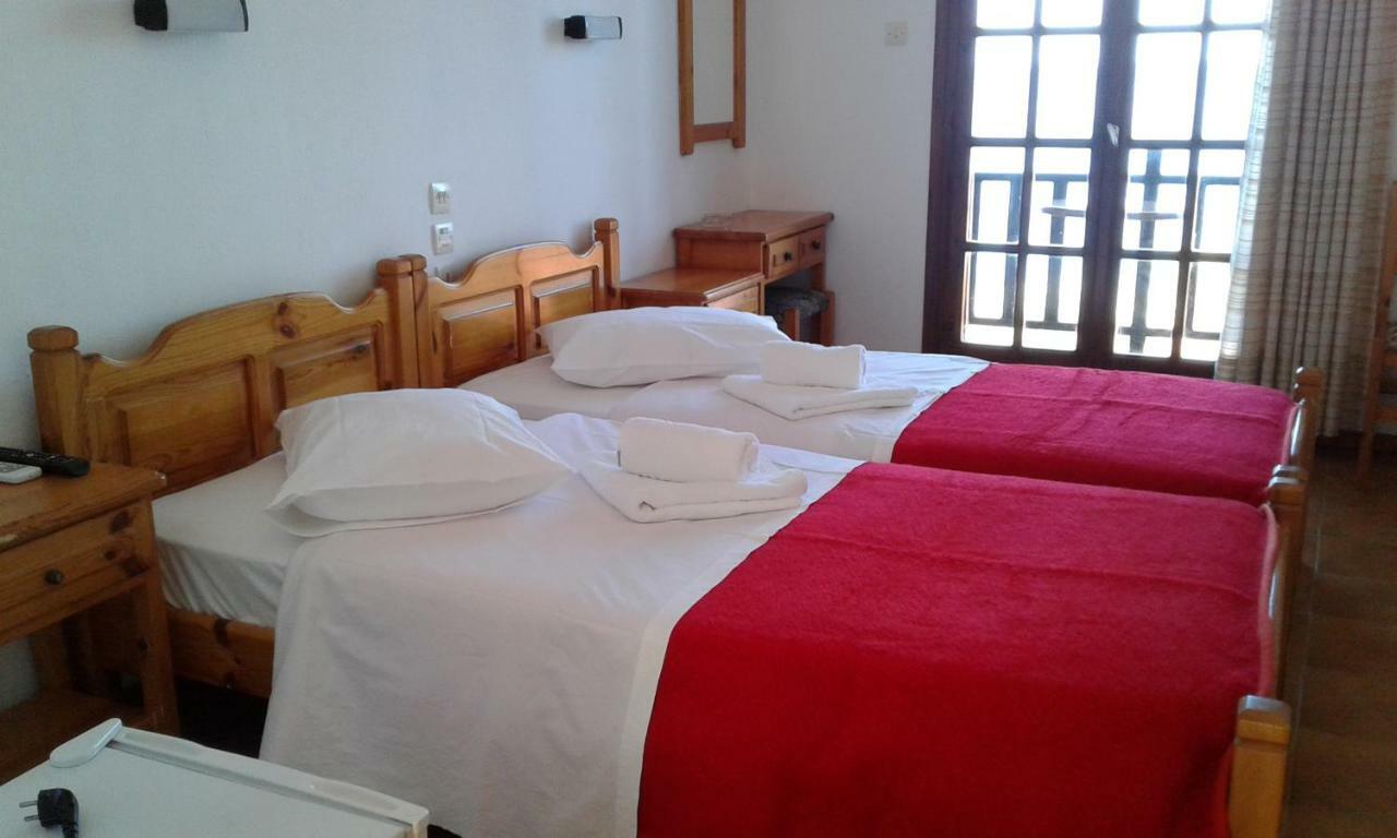 Hotel Erato โคเรฟตอน ภายนอก รูปภาพ